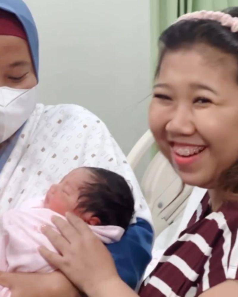 Instagram.com/ayutingting92